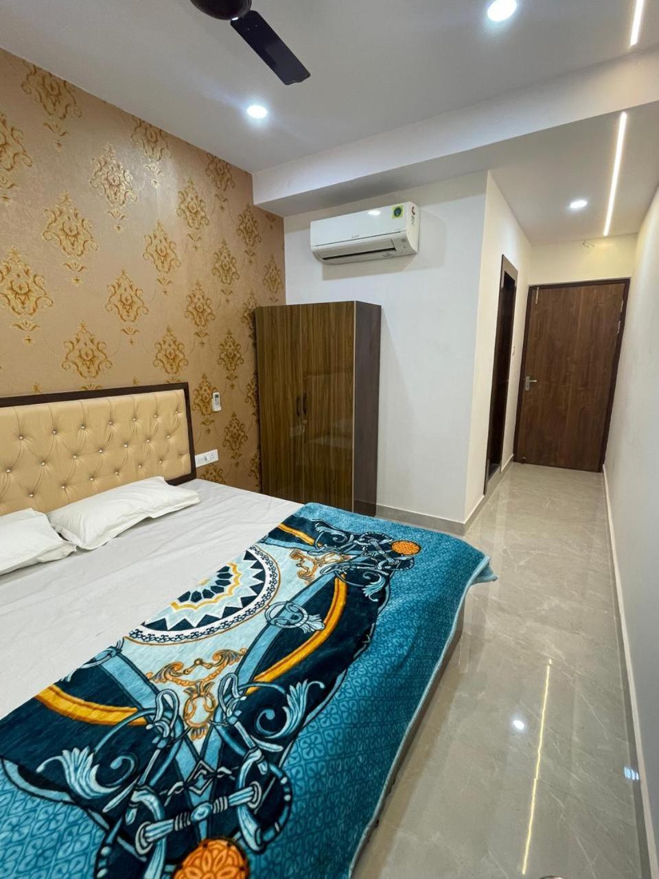 Bed and Breakfast Kashi Imperial Варанаси Экстерьер фото